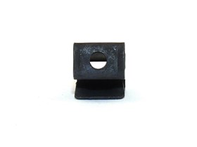 KLIP ZAMKA MASKI DEFENDER 13H489LG