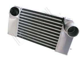 CHLODNICA INTERCOOLER SPORTOWA DEFENDER BA2303