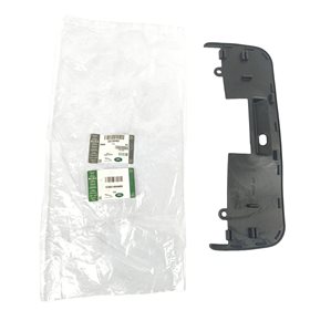USZCZELKA KLAMKI BAGAZNIKA DISCOVERY 2 CXE100400GEN