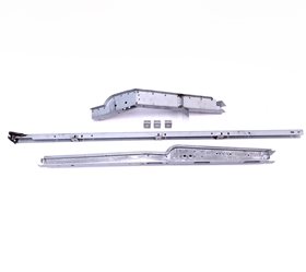 PROG ZE SLUPKAMI PRAWY DEFENDER DA4780