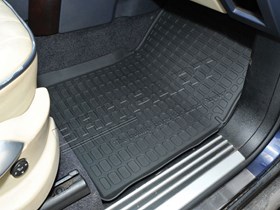 KOMPLET DYWANIKOW RANGE ROVER L322 DO 20 DA4807
