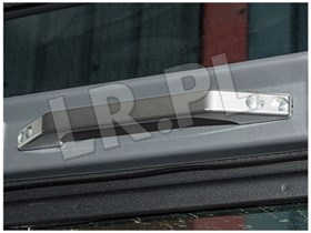 UCHWYT WEWNETRZNY DRZWI DEFENDER SREBRNY DA8938