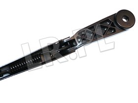 RAMIE WYCIERACZKI PRZOD FREELANDER OD 20 DKB103030GEN
