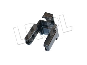 UCHWYT WYCIERACZKI PRZOD (BLOKUJACY) RR DKI000010GEN