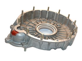 OBUDOWA SPRZEGLA SILNIKA 2,5 D ERR3920