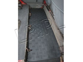DYWANIKI GUMOWE DEFENDER 110 - NA TYL GMS058