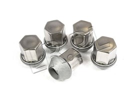 NAKRETKA FELGI ALUMINIOWEJ FREELANDER 2 LR001381GEN