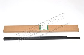 LISTWA ZGARNIAJACA PRAWY TYL FREELANDER LR001737GEN