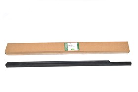 LISTWA ZGARNIAJACA PRAWY TYL FREELANDER LR001737GEN