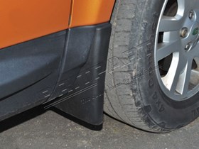 CHLAPACZ FREELANDER 2 PRZOD (PARA) LR003324