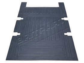 WYKLADZINA GUMOWA BAGAZNIKA DEFENDER 110 LR005040