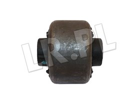 TULEJA PRZEDNIA WAHACZ PRZOD PRAWY - FRE LR007205P