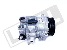 KOMPRESOR KLIMATYZACJI V8 4,4 - DISCOVER LR012593DENSO
