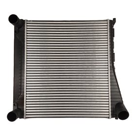 CHLODNICA INTERCOOLER 3,0 V6 DIESEL DISC LR015603EUROSPARE