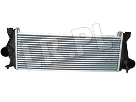 CHLODNICA INTERCOOLER TD5 DEFENDER LR017950