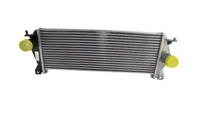 CHLODNICA INTERCOOLER TD5 DEFENDER LR017950BM