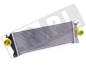 CHLODNICA INTERCOOLER TD5 DEFENDER LR017950NISSENS