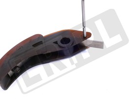 NAPINACZ LANCUCHA POMPY OLEJOWEJ DEFENDE LR019664GEN