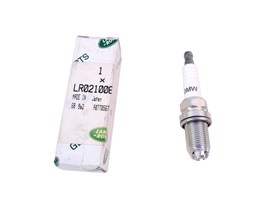 SWIECA ZAPLONOWA - RR L322 4,4 V8 LR021006GEN