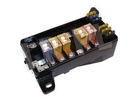 SKRZYNKA BEZPIECZNIKOW - DEFENDER OD 200 LR021818GEN