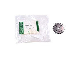 KOLO ZEBATE NAPEDU POMPY OLEJOWEJ LR025300GEN