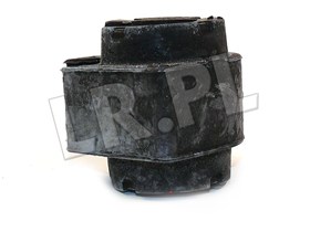GUMA ZAMOCOWANIA STABILIZATORA PRZOD RR LR030743GEN