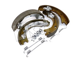 SZCZĘKI HAMULCA RĘCZNEGO - DISCOVERY 3 / LR031947MINTEX