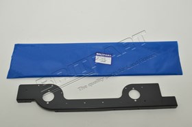 LISTWA NAROZNA BLOTNIKA TYL LEWY DEFENDE LR039962