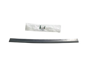 USZCZELKA DRZWI TYŁ (PIĄTE) DEFENDER DOL LR055354GEN