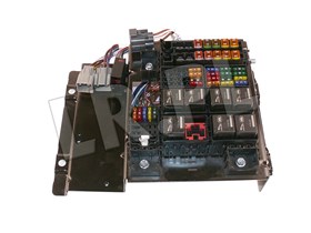SKRZYNKA BEZPIECZNIKOW - DEFENDER OD 200 LR055526GEN
