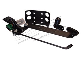 KIT-TOW BRACKET LR070497G