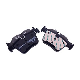 KLOCKI HAMULCOWE TYL RR VELAR LR090707BREMBO