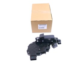 ZAMEK DRZWI TYL PRAWE DISCOVERY 4 / RR S LR091345