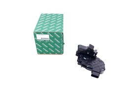 ZAMEK DRZWI TYL LEWE DISCO 3 / 4 / RR SP LR091361EUROSPARE