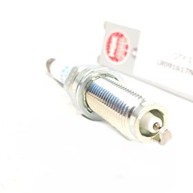 SWIECA ZAPLONOWA 2.0 AJ200 LR091617NGK