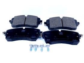 KLOCKI HAMULCOWE PRZOD DISCOVERY SPORT LR134638GEN