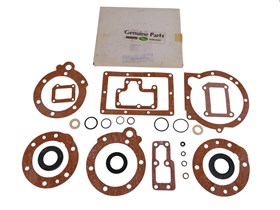 KOMPLET USZCZELEK REDUKTORA LT DISCO/RR/ RTC3890GEN