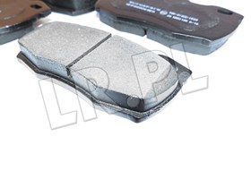 KLOCKI HAMULCOWE PRZOD - DEFENDER 110 SFP000260EUROSPARE