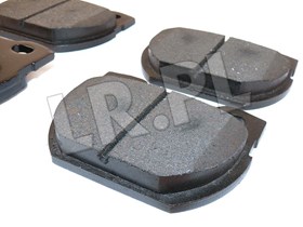 KLOCKI HAMULCOWE TYL - DEFENDER 110 SFP000280ALL