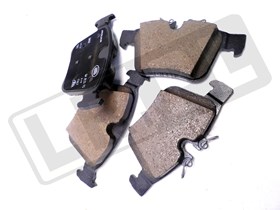 KLOCKI HAMULCOWE TYL JAGUAR XE (X760) T2H9989GEN