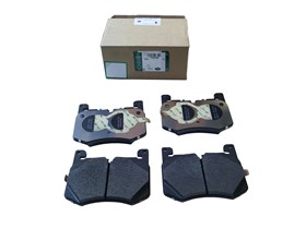 KLOCKI HAMULCOWE PRZOD JAGUAR F-PACE SVR T4A34066GEN