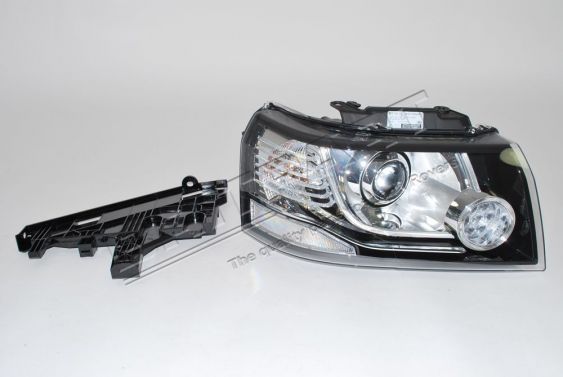 Reflektor przedni RHD prawy Freelander 2 xenon - LR039792G