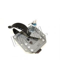 Zamek drzwi przód lewy z kluczykiem LR Seria 1958  - 337802