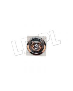 Logo maskownicy chłodnicy Jaguar XJ (X350) XJ/XJR (X351) 3,0 V6, 5,0 V8, 5,0 SC V8, 3,0D V6 do (VIN:v58602) X-Type (X400) od (VIN:j39906) XF/XFR (X250) XK/XKR (X150) 5,0 V8, 5,0 SC V8 od (VIN:B32753) - C2Z31124GEN