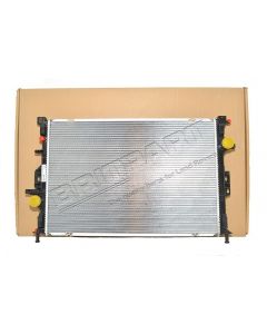 Chłodnica wody Freelander 2/RR Evoque 2,2 diesel (manual) - LR039623HELLA