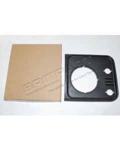 Maskownica reflektora Defender prawa od 99 (TD5) / Defender od 2007 - LR051109