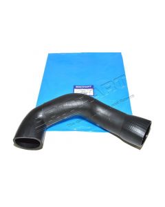 Rura wlotu powietrza kolektora ssącego / intercooler 3,0 TDV6 Discovery 4 / RR Sport 10 – 13 - LR076845