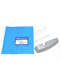 Uchwyt mocowania ramki szyby czołowej Defender prawy - MUC7911