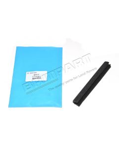 Ramka górna szyby 4 mm małej tylnej Defender 110/130 87 – 06 / od 2007 - MXC5835