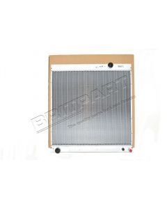 Chłodnica wody RR L322 4,4 V8 - PCC000850HELLA